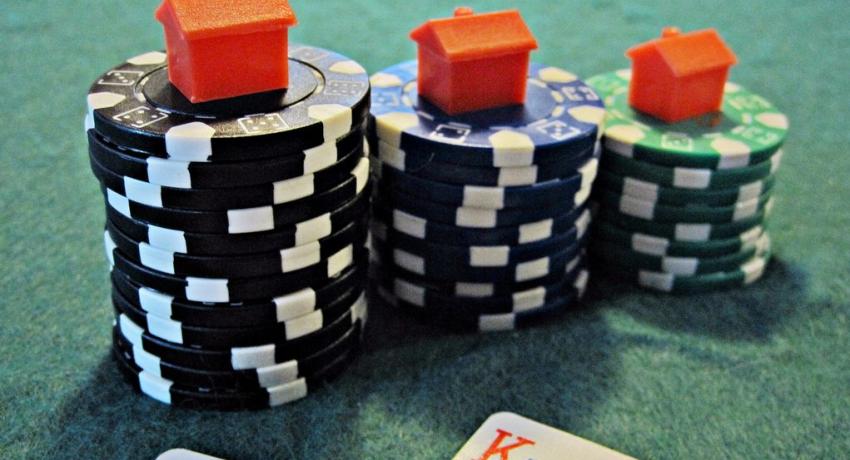Houses gambling chips
