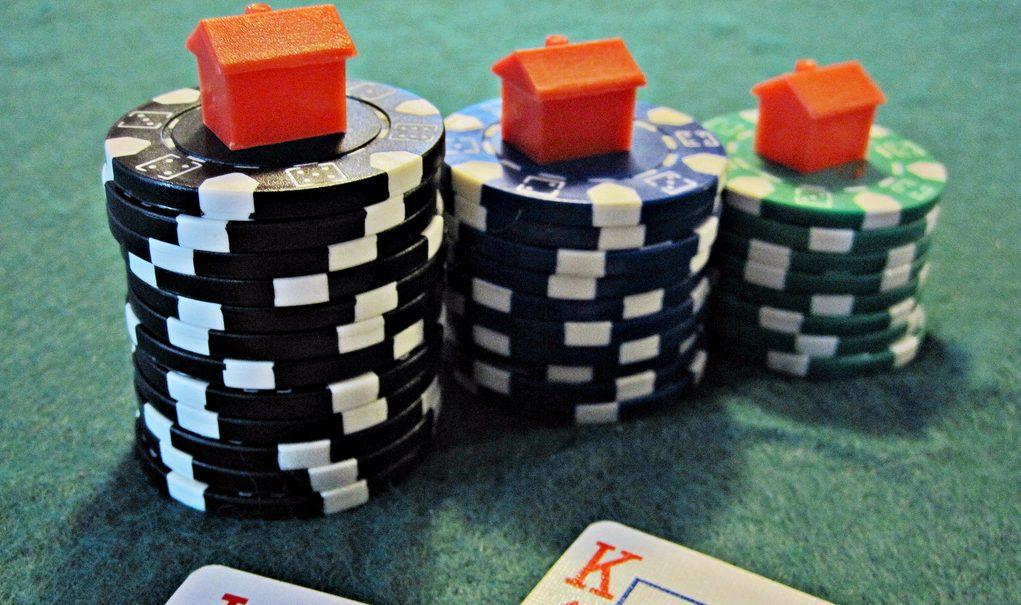 Houses gambling chips